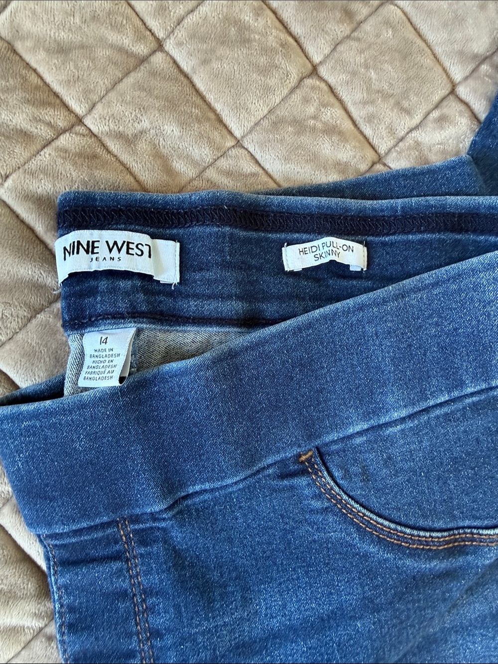 Nine West Dark Heidi pull on Blue Stretch Skinny Jeggings size 14 - Picture 2 of 4